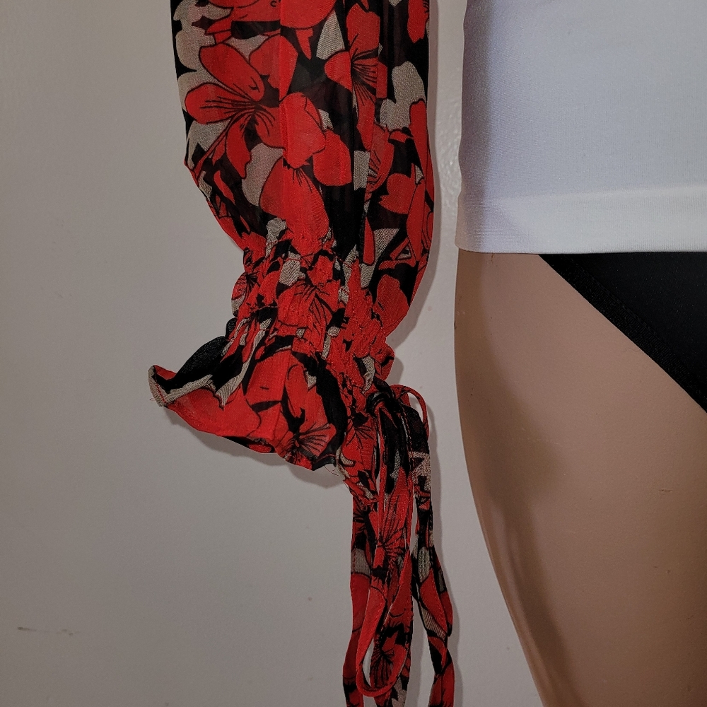 NWT Te Da' MEDIUM TOP BLOUSE UNIQUE CROPPED BoHo SMOCKED RED - Picture 14 of 16